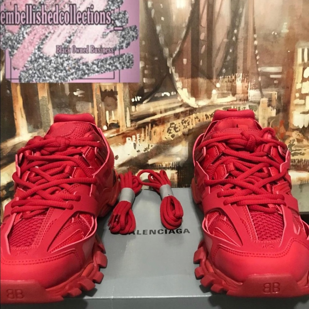 Balenciaga track